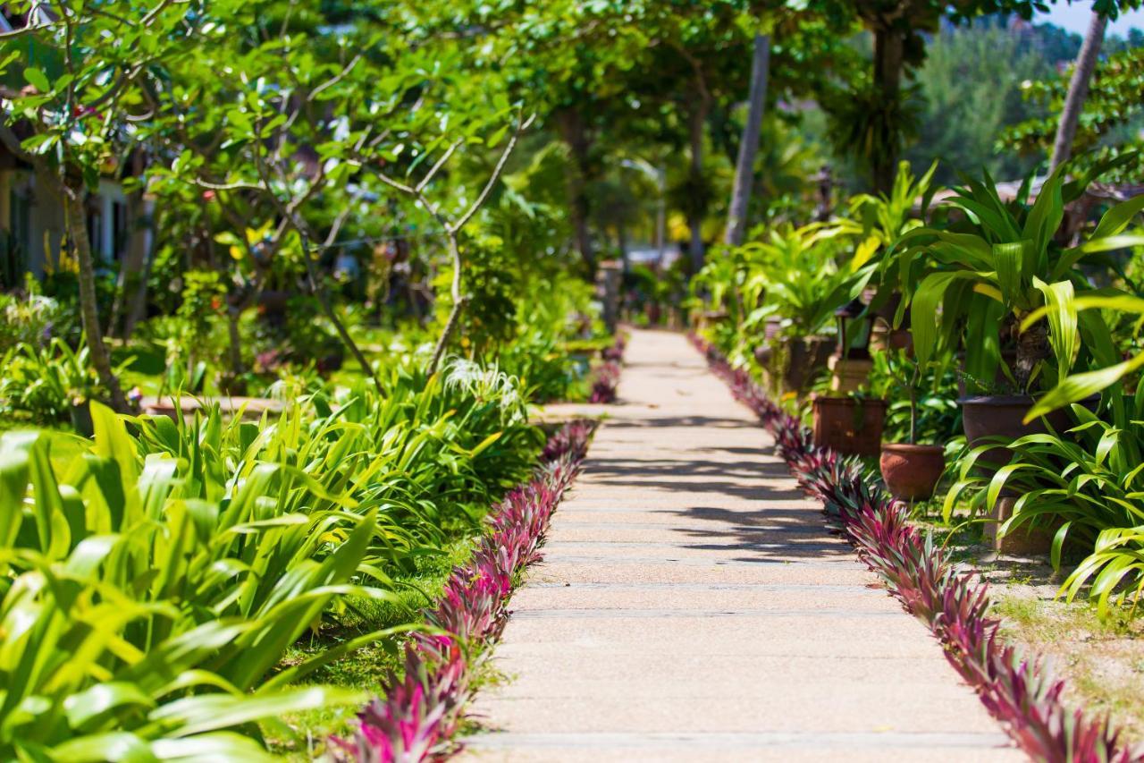 Andaman Bangtao Bay Resort Bang Tao Beach  Exterior foto